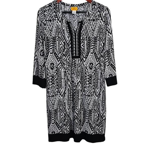 Ruby Rd. Dresses & Skirts - Ruby Rd Women's Tribal Black White Sheath Dress Medium Knee Length V-Neck